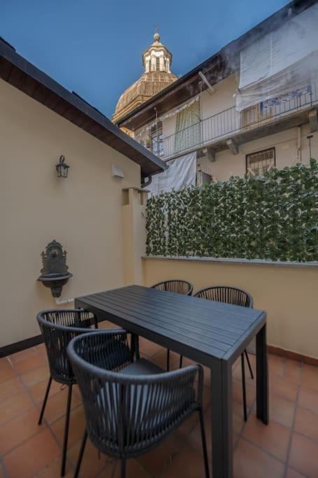 Residenza Mercanti - City Center - Lovely Maison Turin Exteriör bild